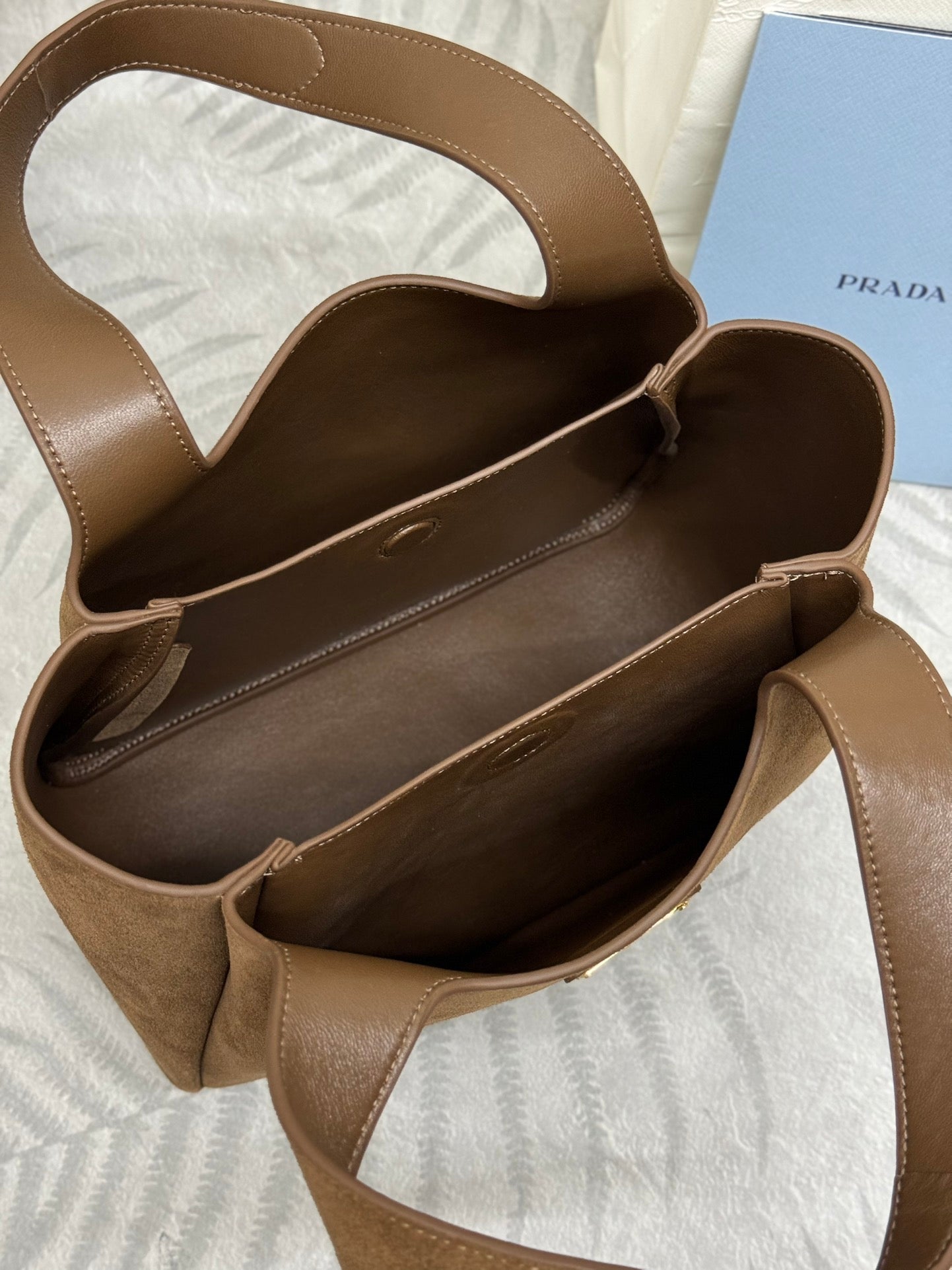 PRADA TOTE BAG 25 IN CHERRY WOOD SUEDE GOLD LOGO