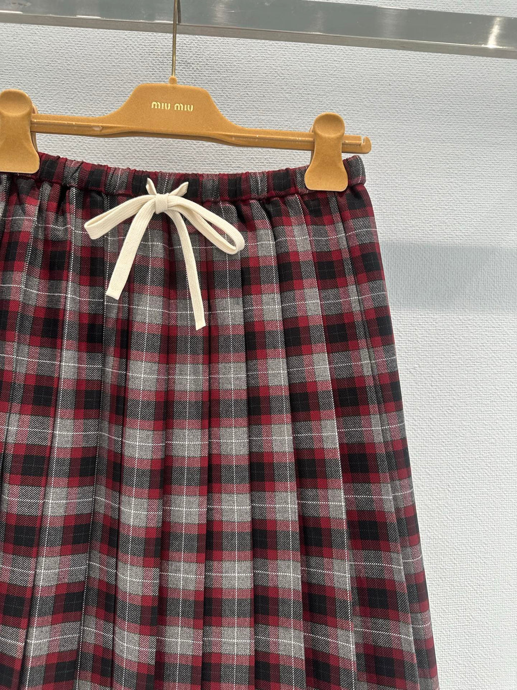 MIUMIU SKIRT STYLE 557