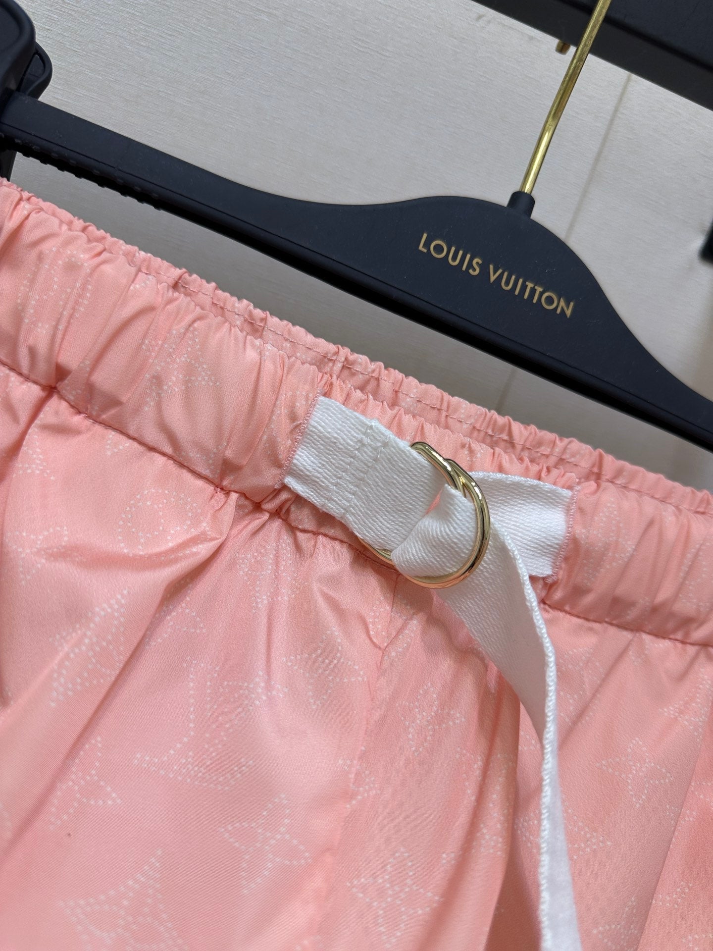 LOUIS VUITTON LV 25S SPORTS SHORTS 0136