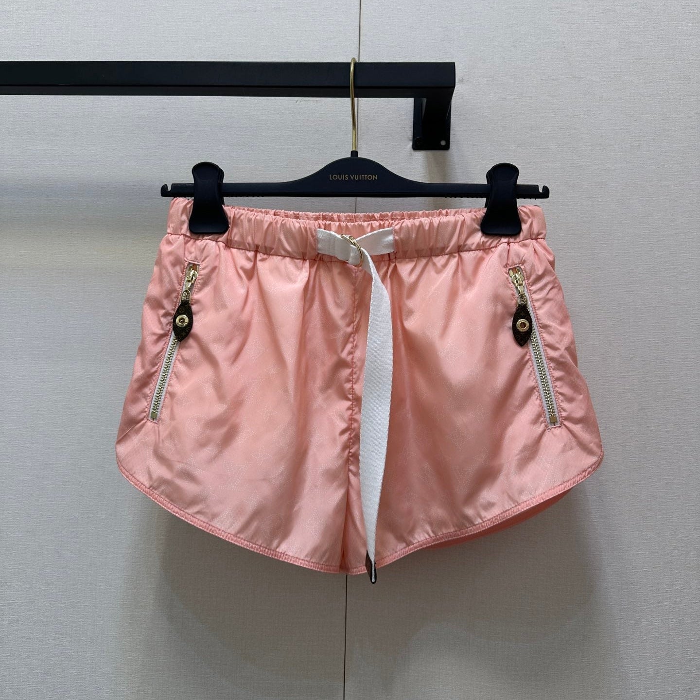 LOUIS VUITTON LV 25S SPORTS SHORTS 0136