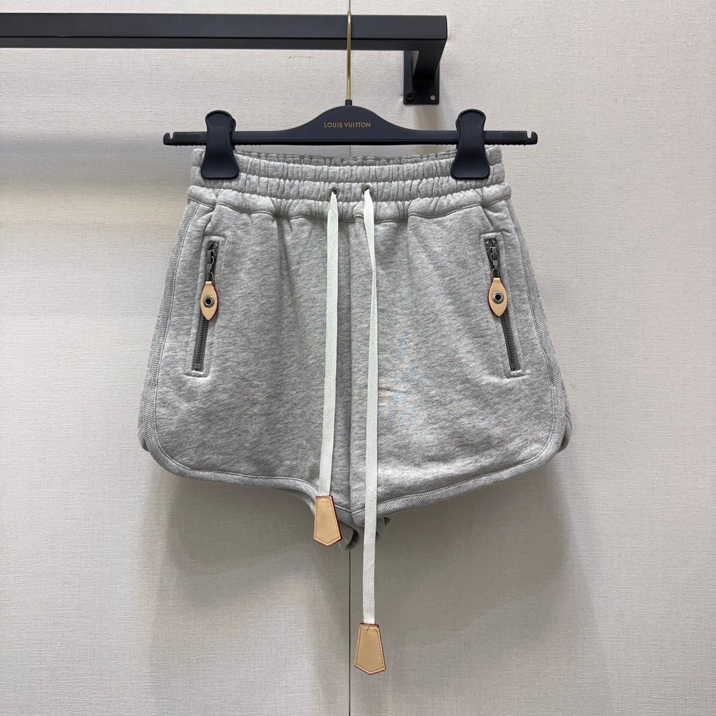 LOUIS VUITTON LV 25S SPORTS SHORTS 0139