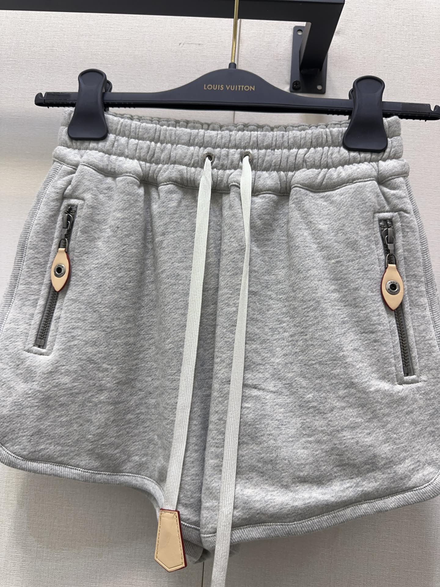 LOUIS VUITTON LV 25S SPORTS SHORTS 0139