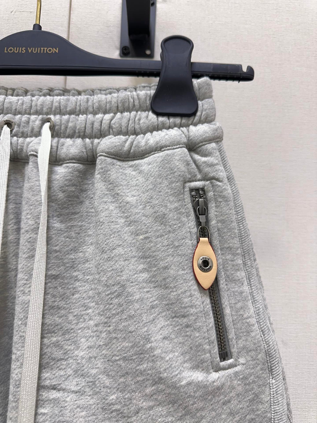 LOUIS VUITTON LV 25S SPORTS SHORTS 0139