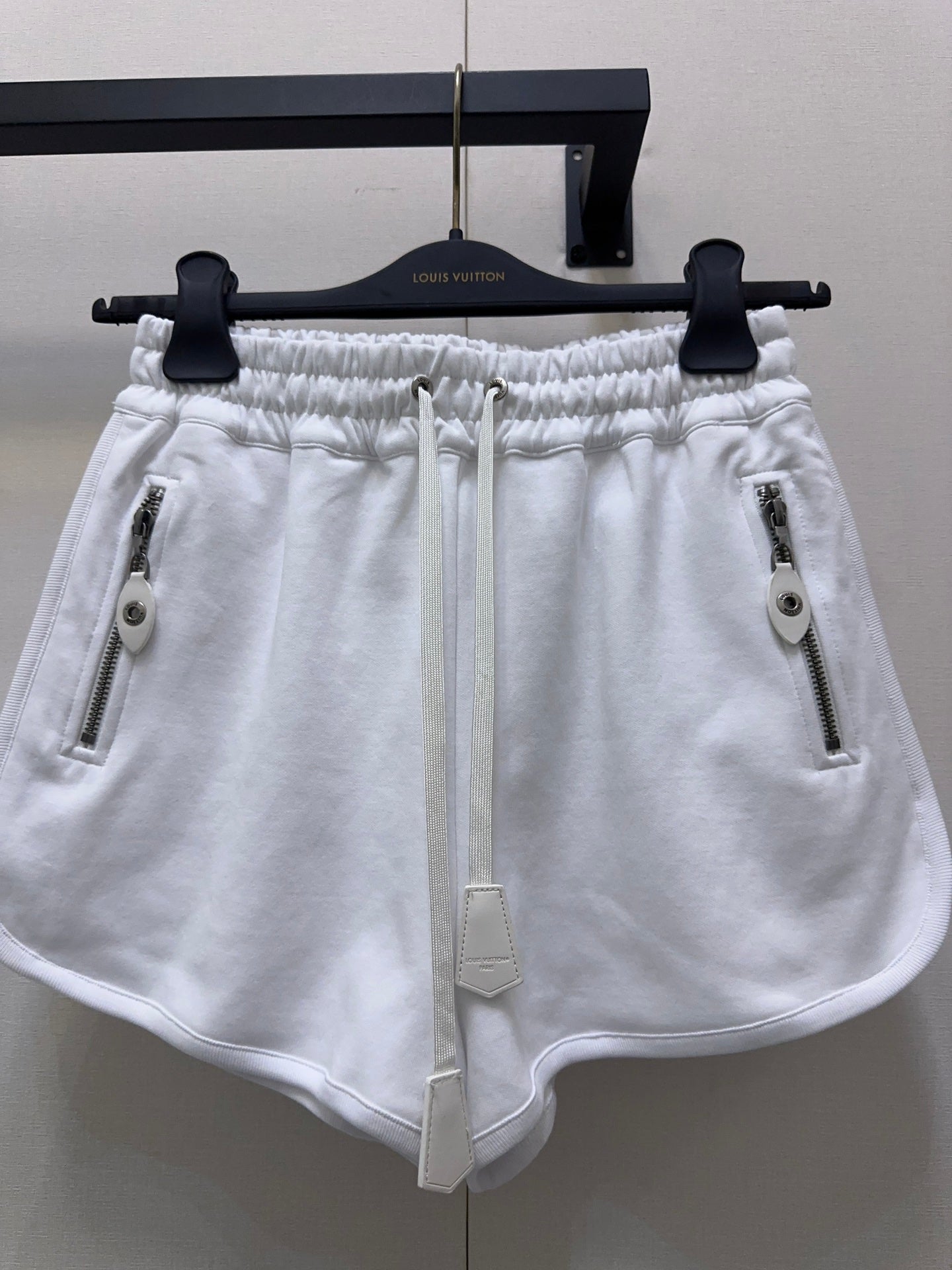 LOUIS VUITTON LV 25S SPORTS SHORTS 0140