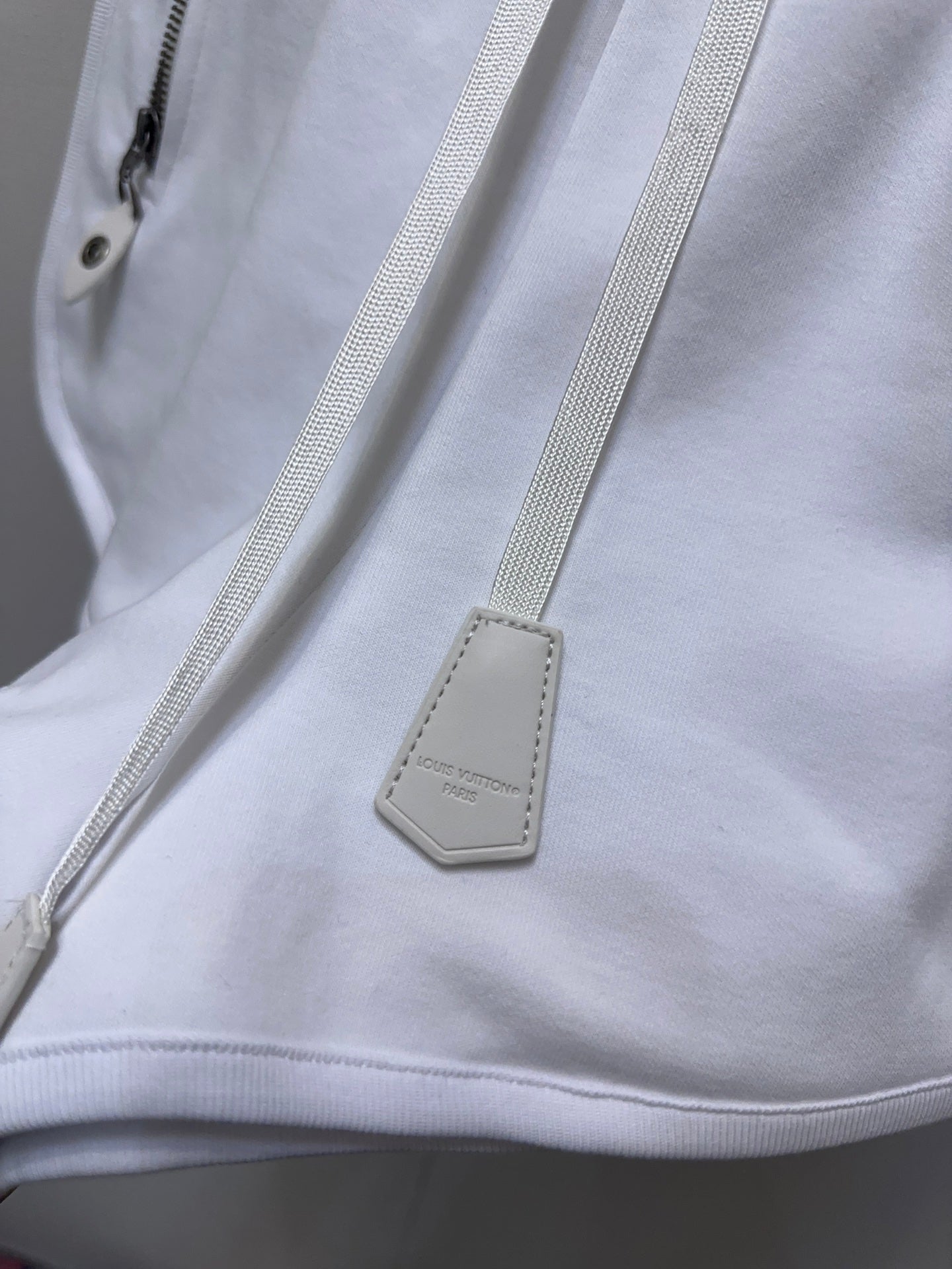 LOUIS VUITTON LV 25S SPORTS SHORTS 0140