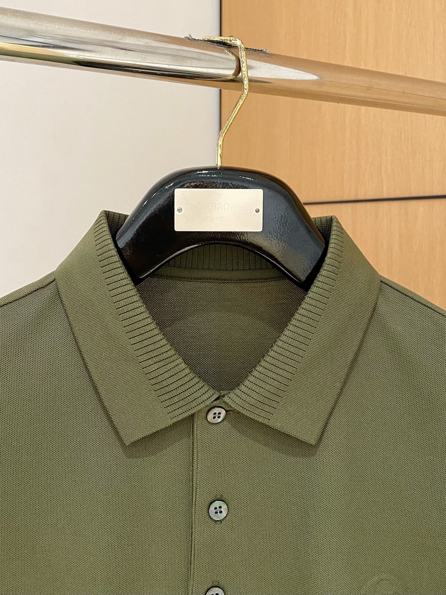 LOUIS VUITTON LV POLO SHIRT IN ARMY GREEN MESH BEADED COTTON FABRIC 238855