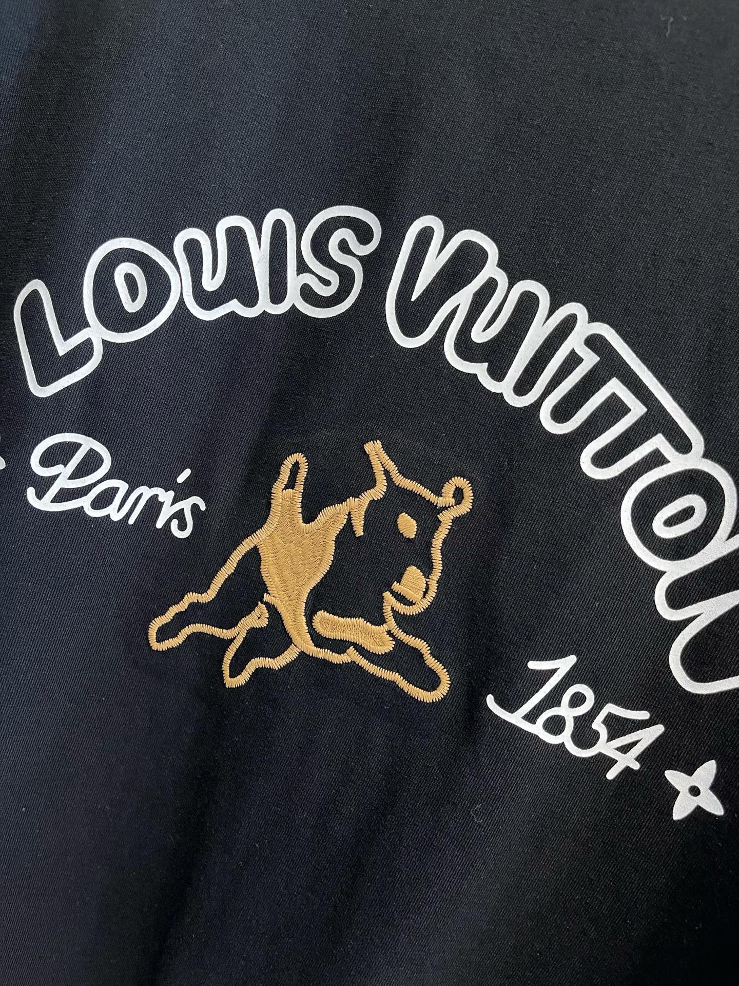 LOUIS VUITTON LV T-SHIRT IN BLACK COTTON LOGO PRINT 238866