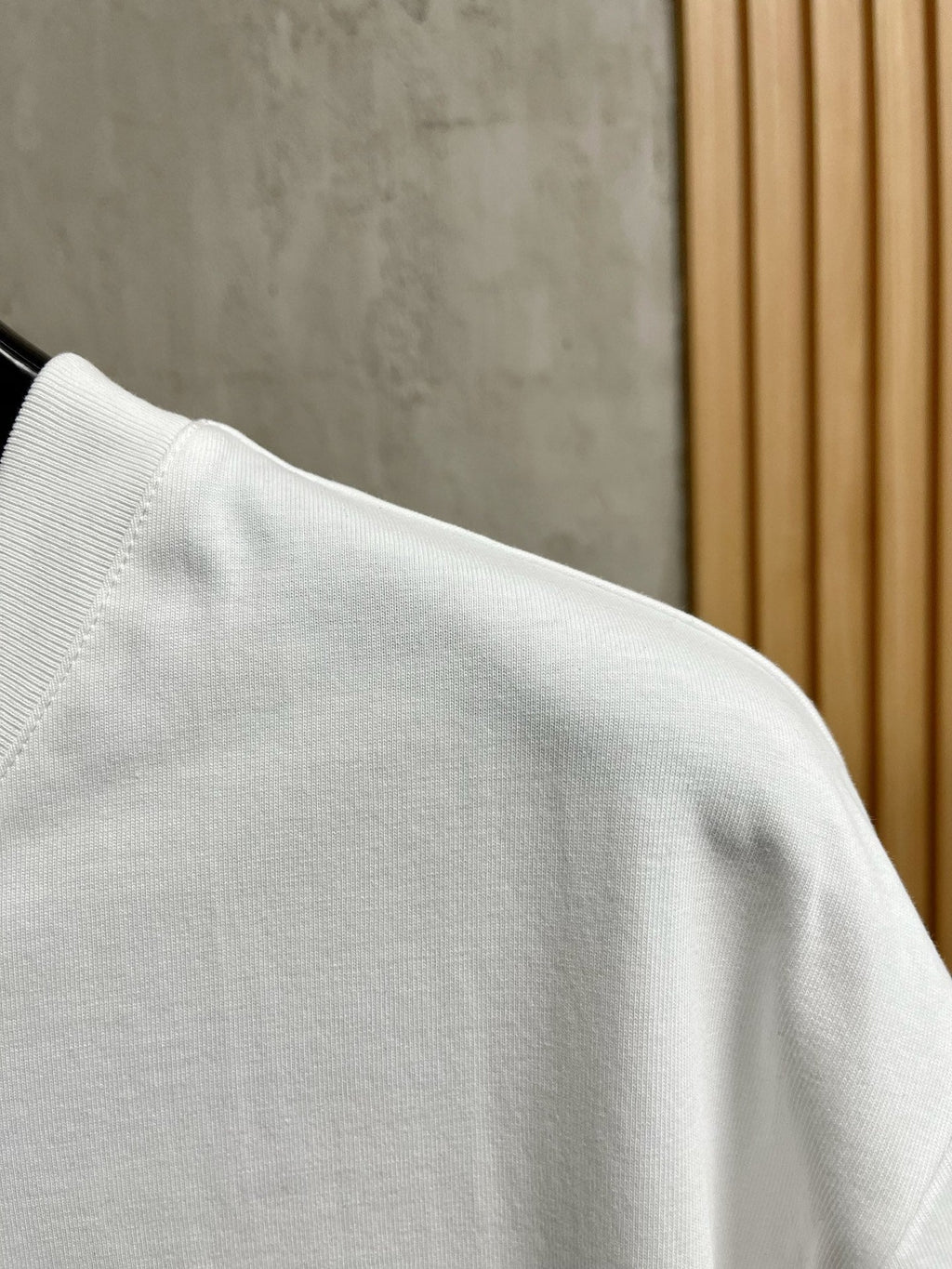 LOUIS VUITTON LV T-SHIRT IN WHITE COTTON LOGO PRINT 238865