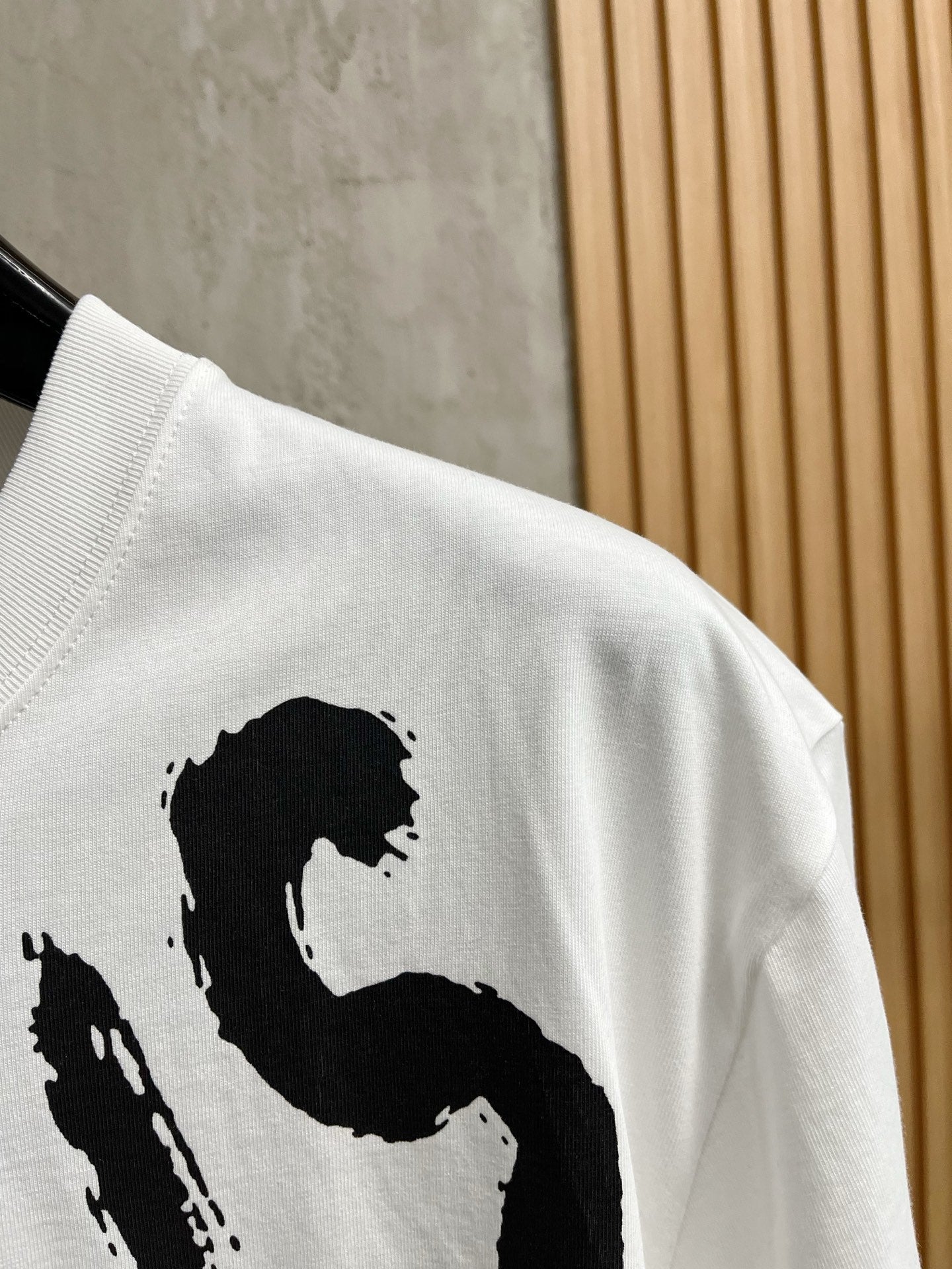 LOUIS VUITTON LV T-SHIRT IN WHITE COTTON 238859