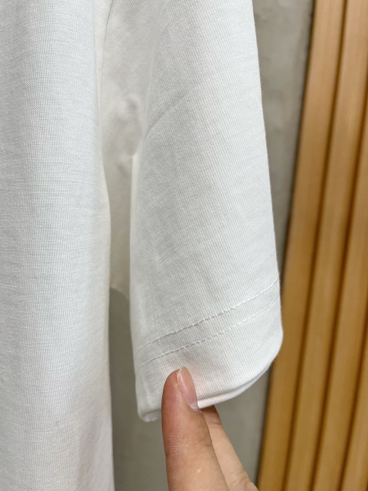 LOUIS VUITTON LV T-SHIRT IN WHITE PURE COTTON WITH EMBROIDERED LOGO 238773