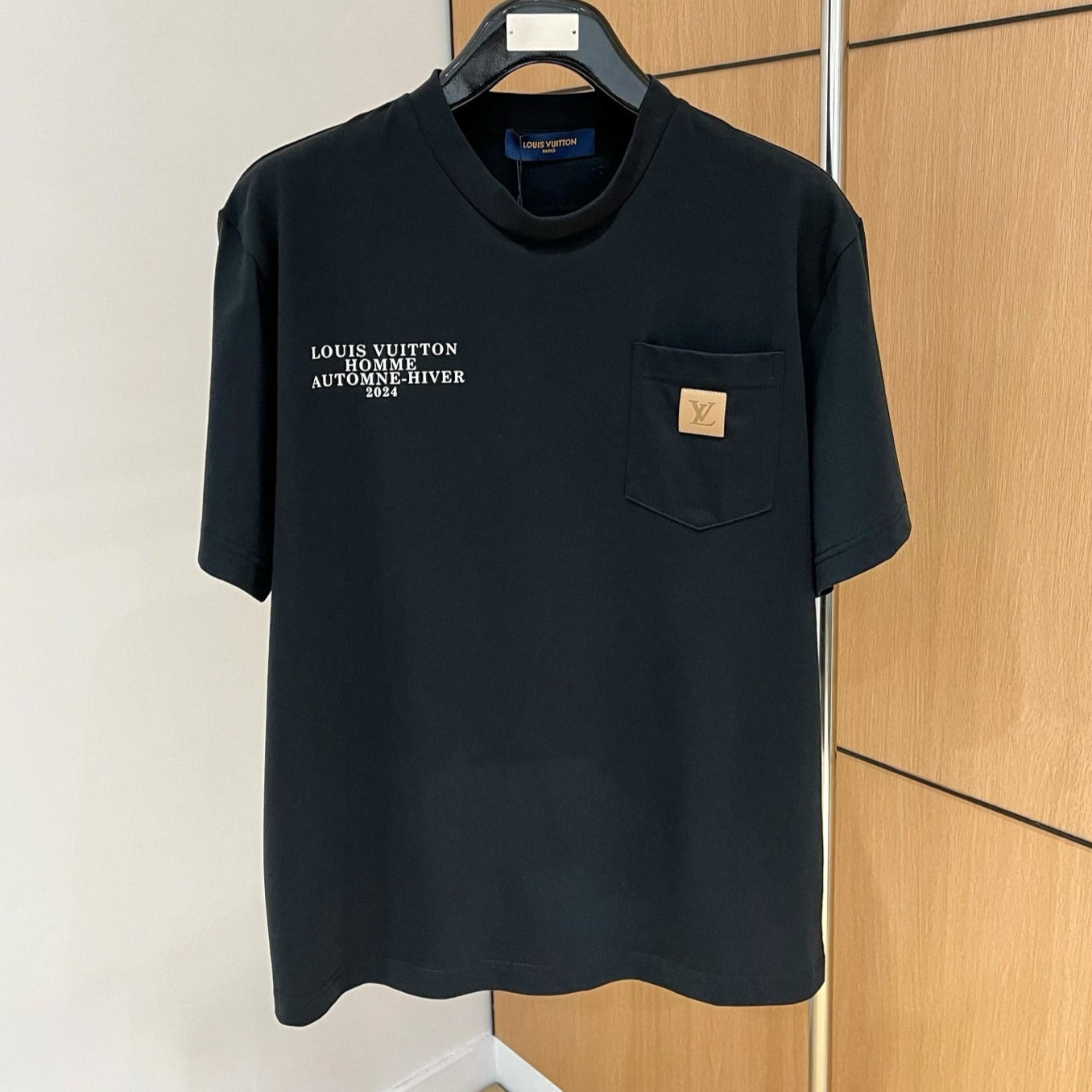 LOUIS VUITTON LV BLACK COTTON T-SHIRT 238868