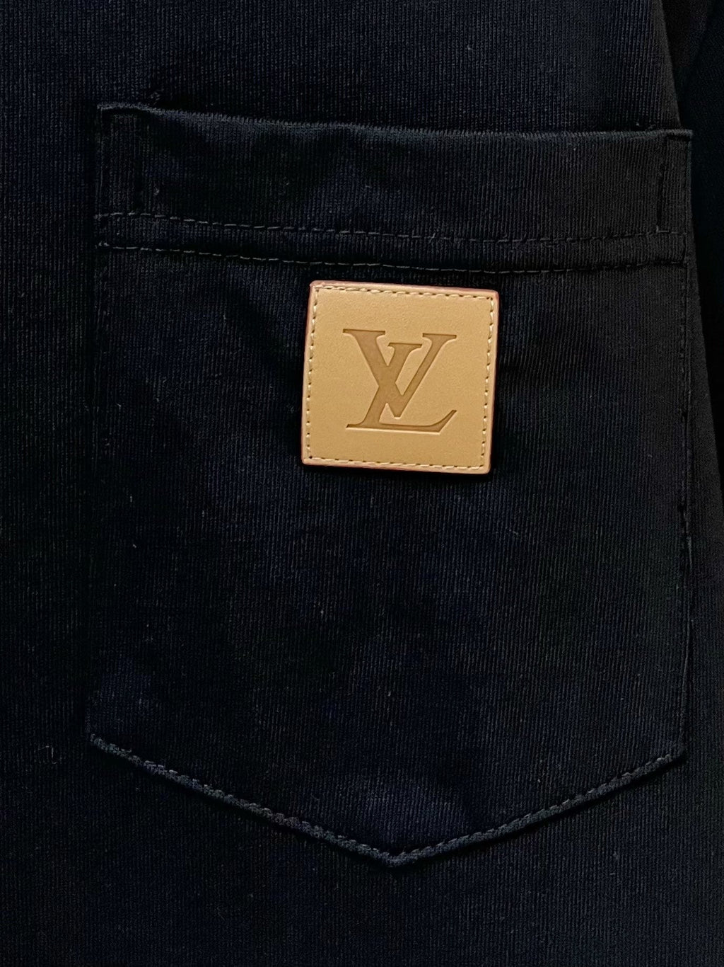 LOUIS VUITTON LV BLACK COTTON T-SHIRT 238868