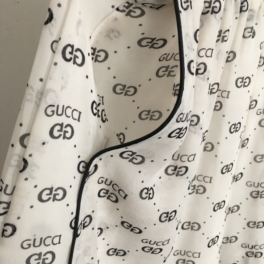 GUCCI JACKET AND SHORTS SET STYLE 64