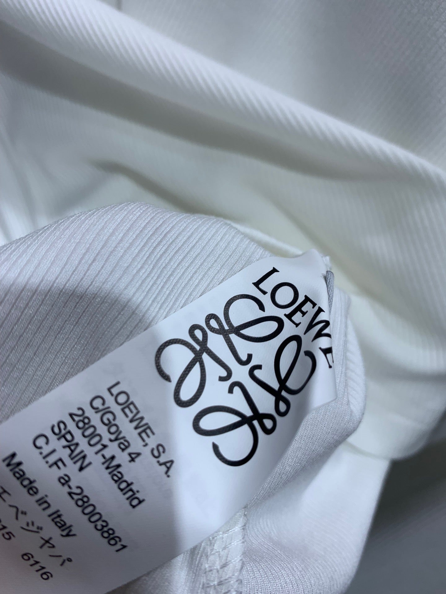 LOEWE LONG-SLEEVE T-SHIRT STYLE 104