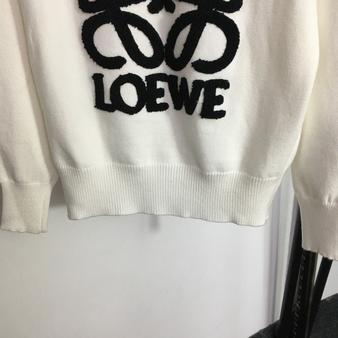 LOEWE CREW NECK SWEATER STYLE 77