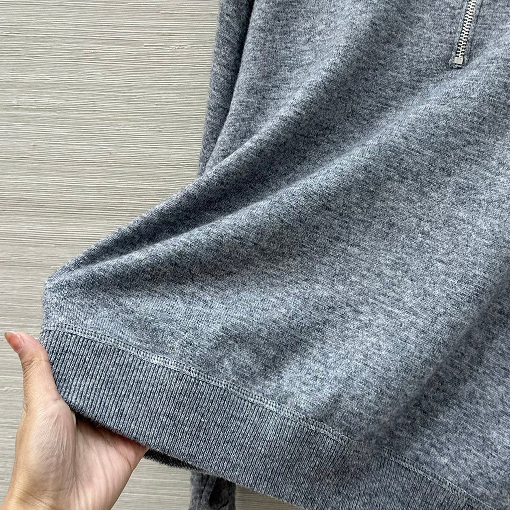 MIUMIU SWEATER STYLE 666