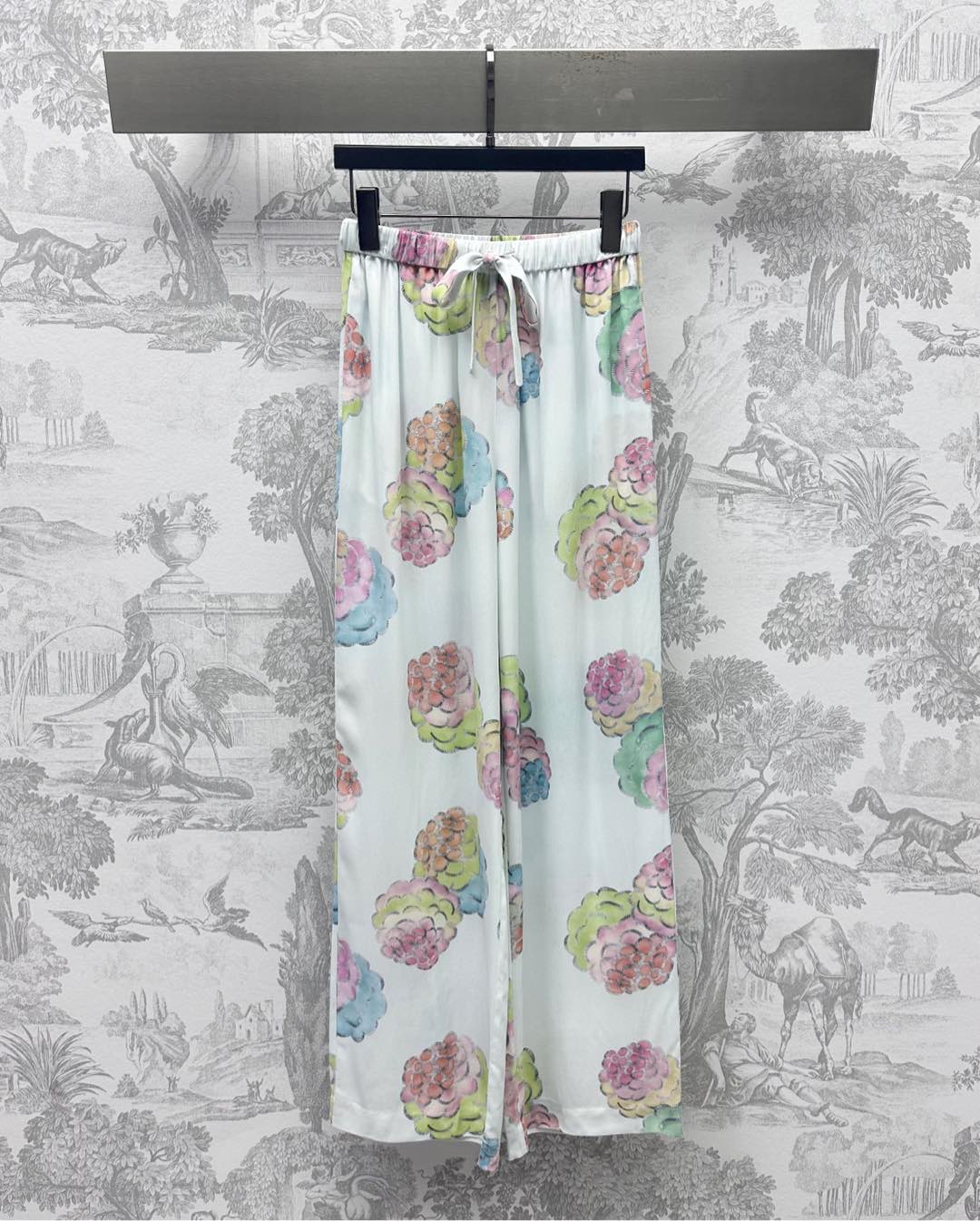 LOUIS VUITTON LV PRINTED STRAIGHT-LEG DRAWSTRING PANTS 267792