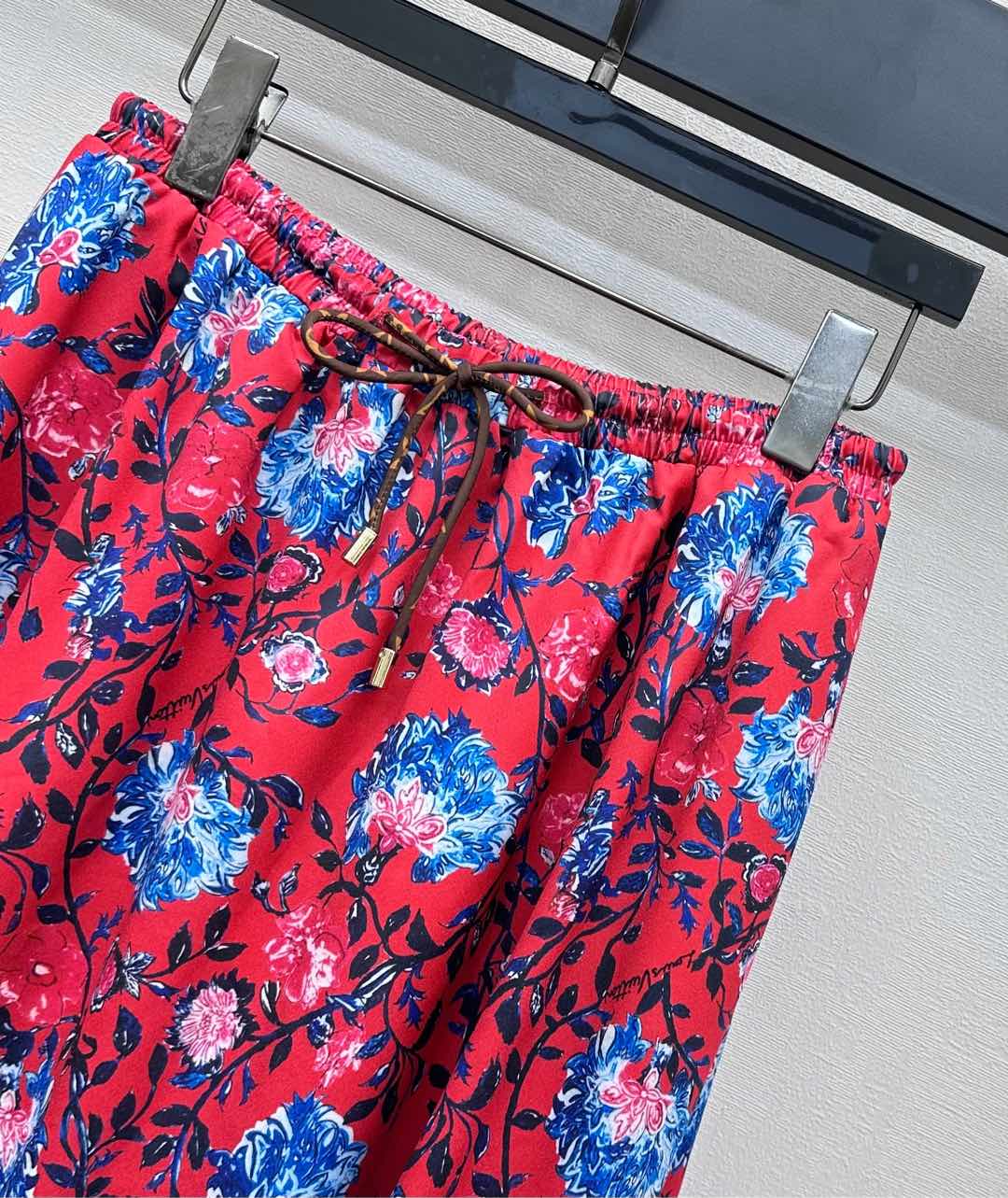 LOUIS VUITTON LV FLORAL SILK SKIRT IN RED