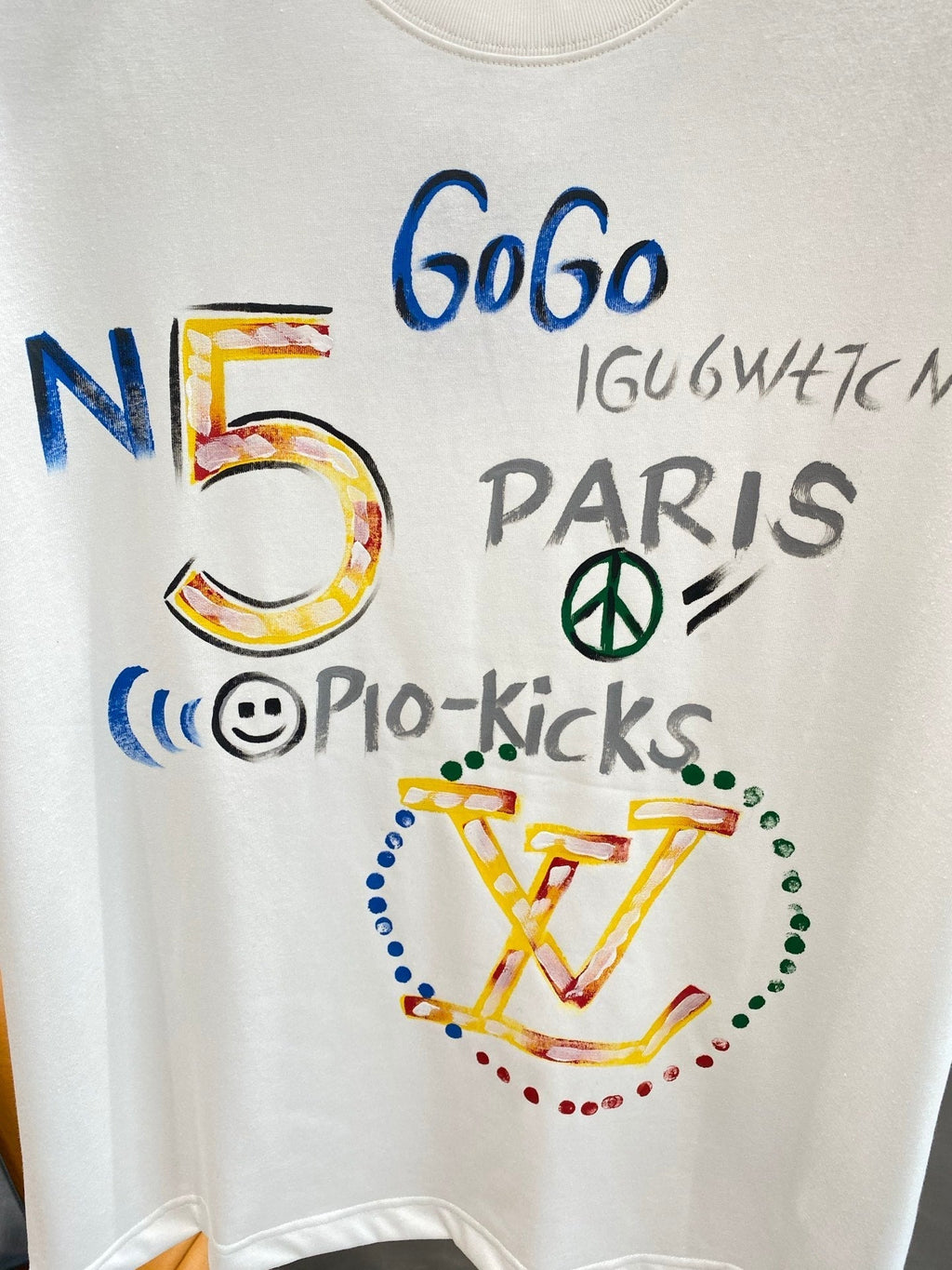 LOUIS VUITTON LV WHITE COTTON GRAFFITI T-SHIRT 238907
