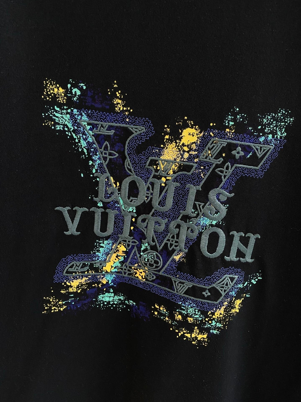 LOUIS VUITTON LV BLACK COTTON T-SHIRT COLORFUL LOGO 238905