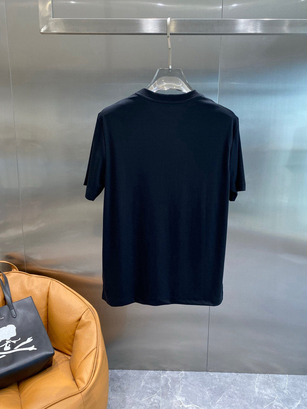 LOUIS VUITTON LV BLACK COTTON T-SHIRT COLORFUL LOGO 238905