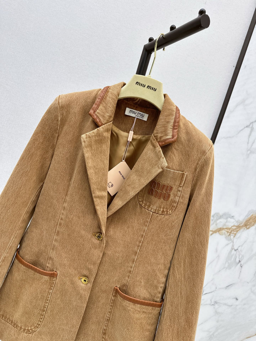 MIUMIU BLAZER STYLE 601