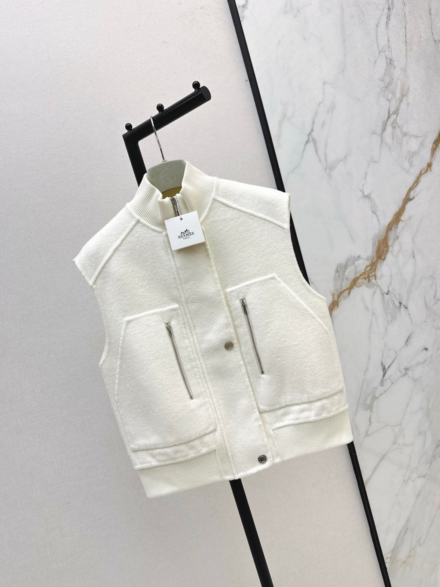 HERMES HERMES 25S SLEEVELESS JACKET 526962