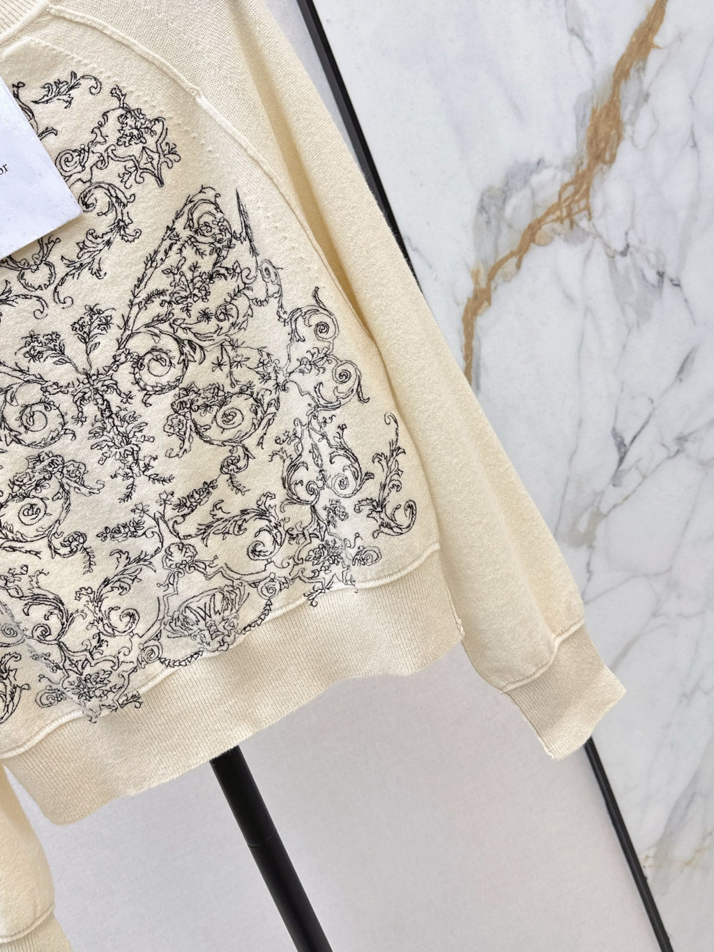 DIOR 25S FLORAL EMBROIDERED CASHMERE SWEATER 571
