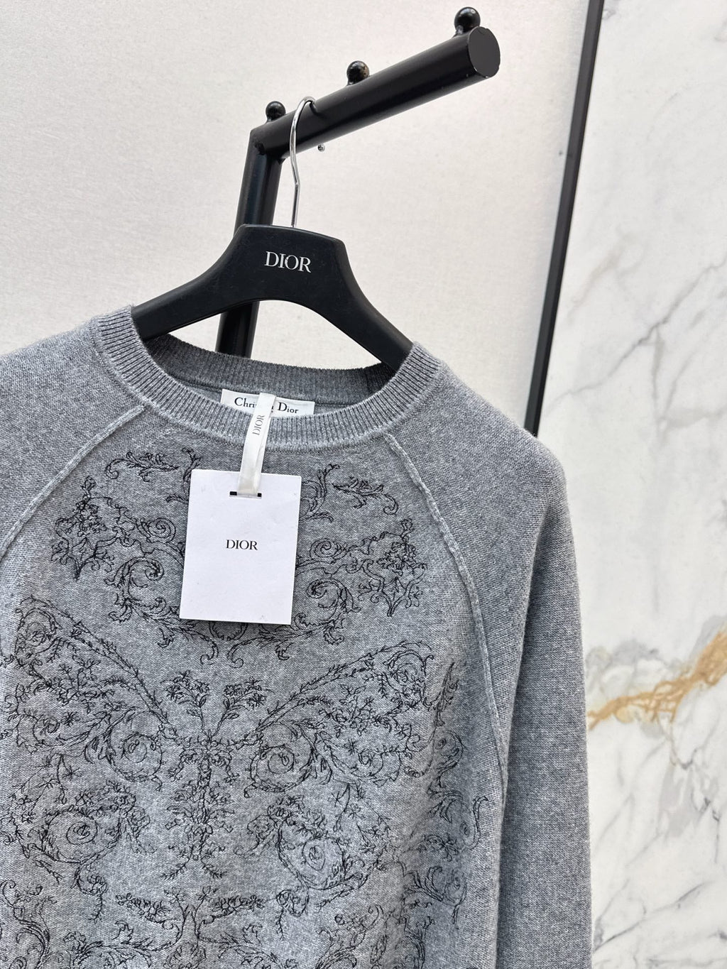 DIOR 25S FLORAL EMBROIDERED CASHMERE SWEATER 593