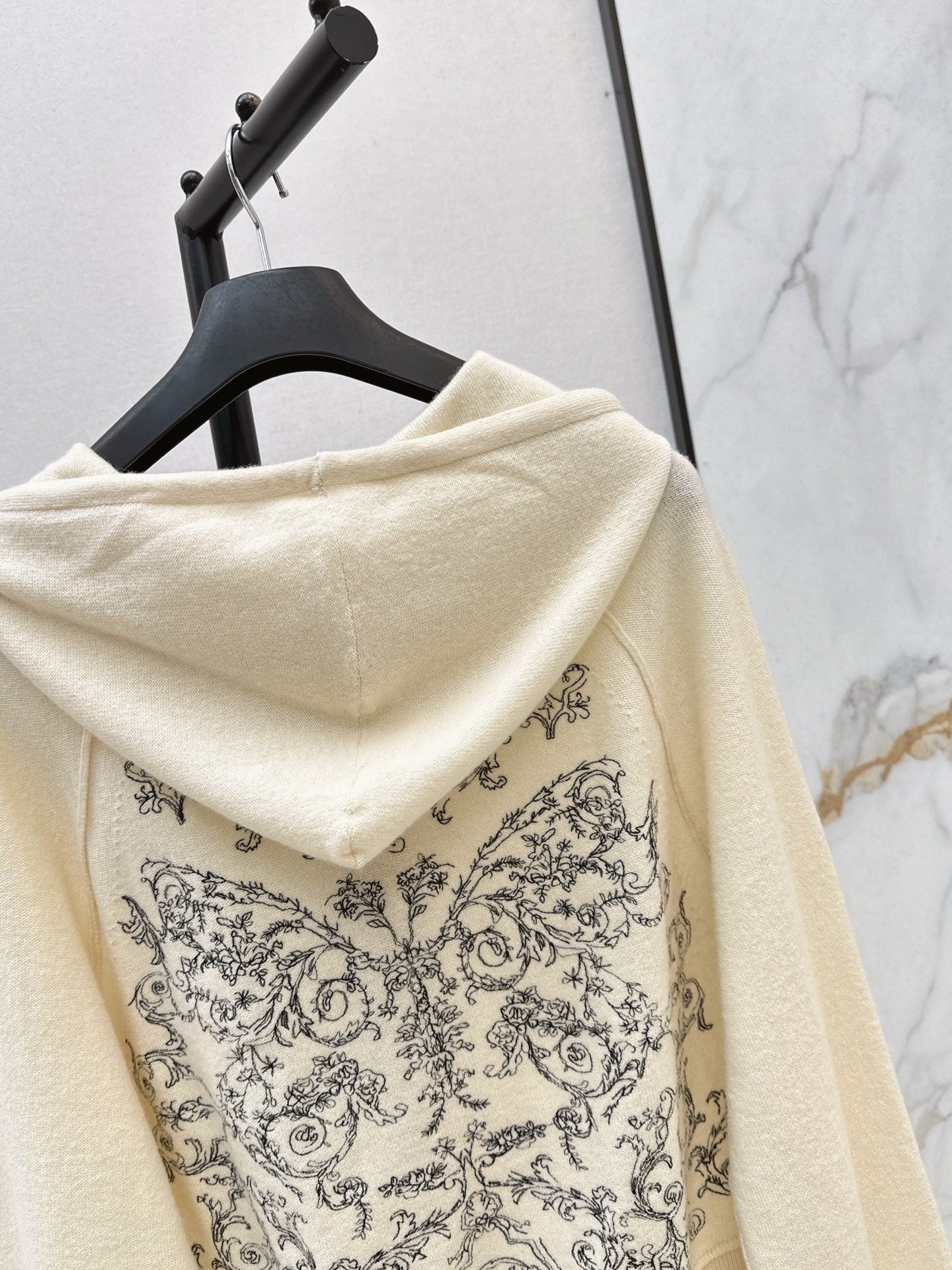 DIOR 25S FLORAL EMBROIDERED HOODIE 572