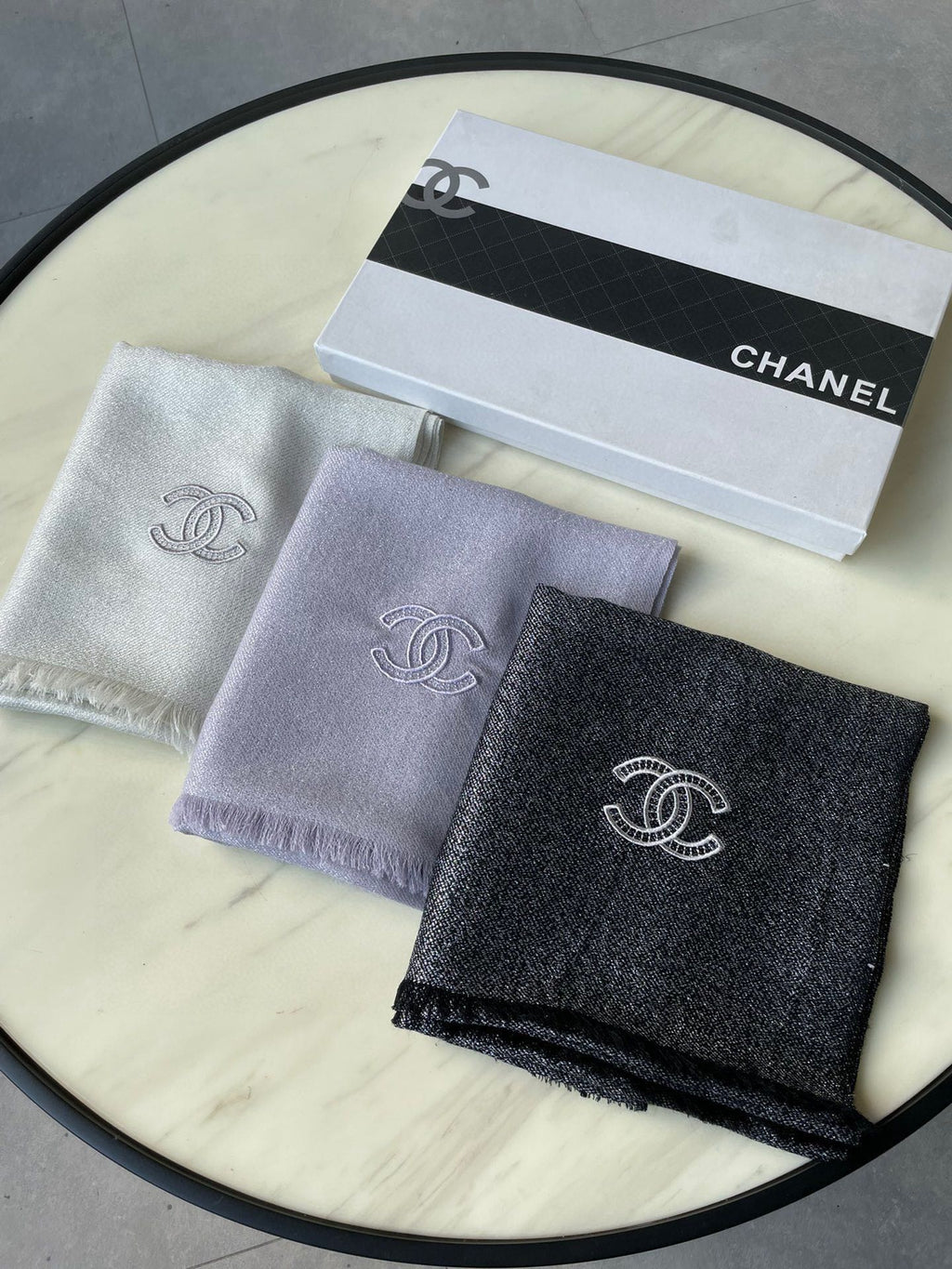 CHANEL SCARF 210 CM IN PASTEL PURPLE CASHMERE 402209