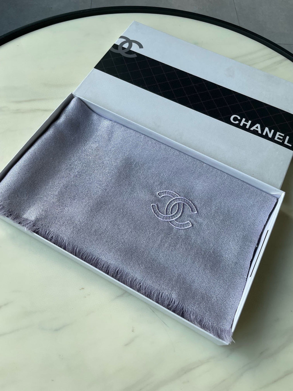 CHANEL SCARF 210 CM IN PASTEL PURPLE CASHMERE 402209