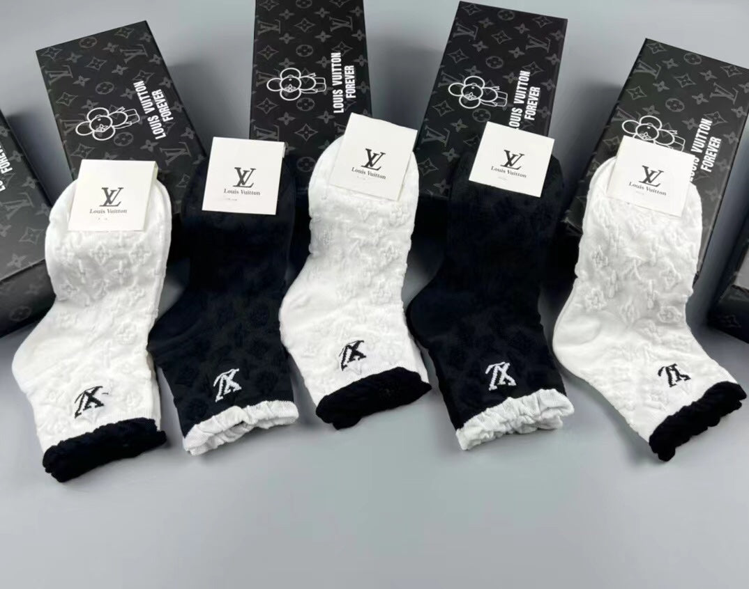 LOUIS VUITTON LOW-CUT SOCKS 121681 (1 BOX)