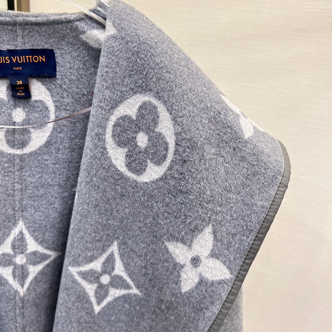 LOUIS VUITTON LV 25S HOODED JACKET 0063