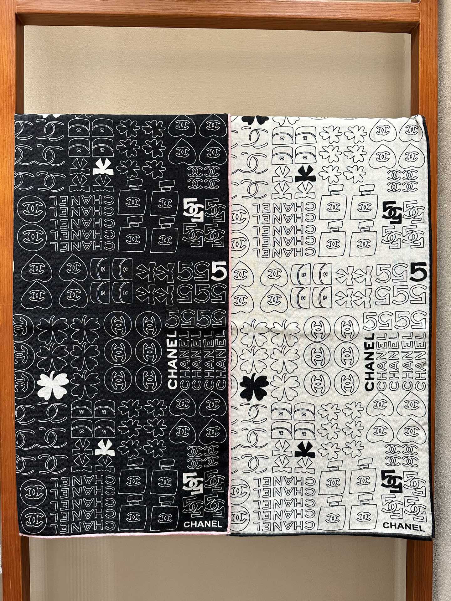 CHANEL SQUARE SCARF 140 CM IN WHITE MONOGRAM SILK 403998