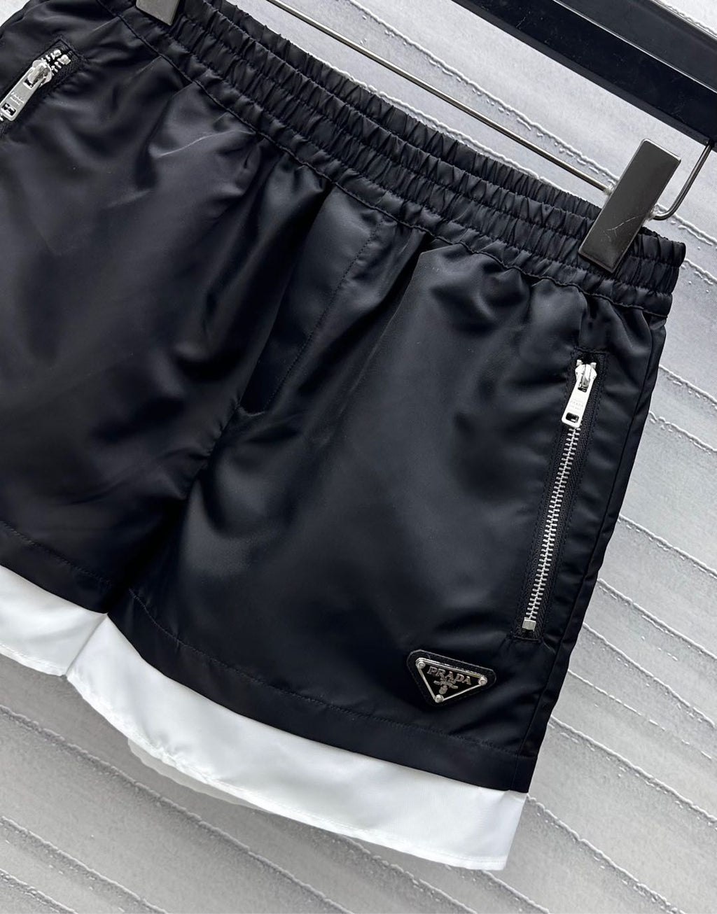 PRADA D 25S VEST BLAZER AND SHORTS SET 264564