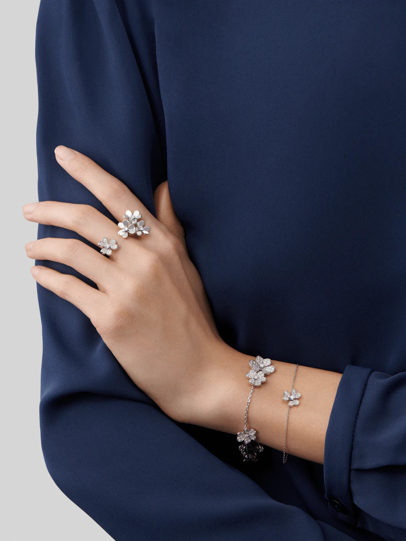 Van Cleef & Arpels FRIVOLE SILVER FLOWER DIAMOND BRACELET