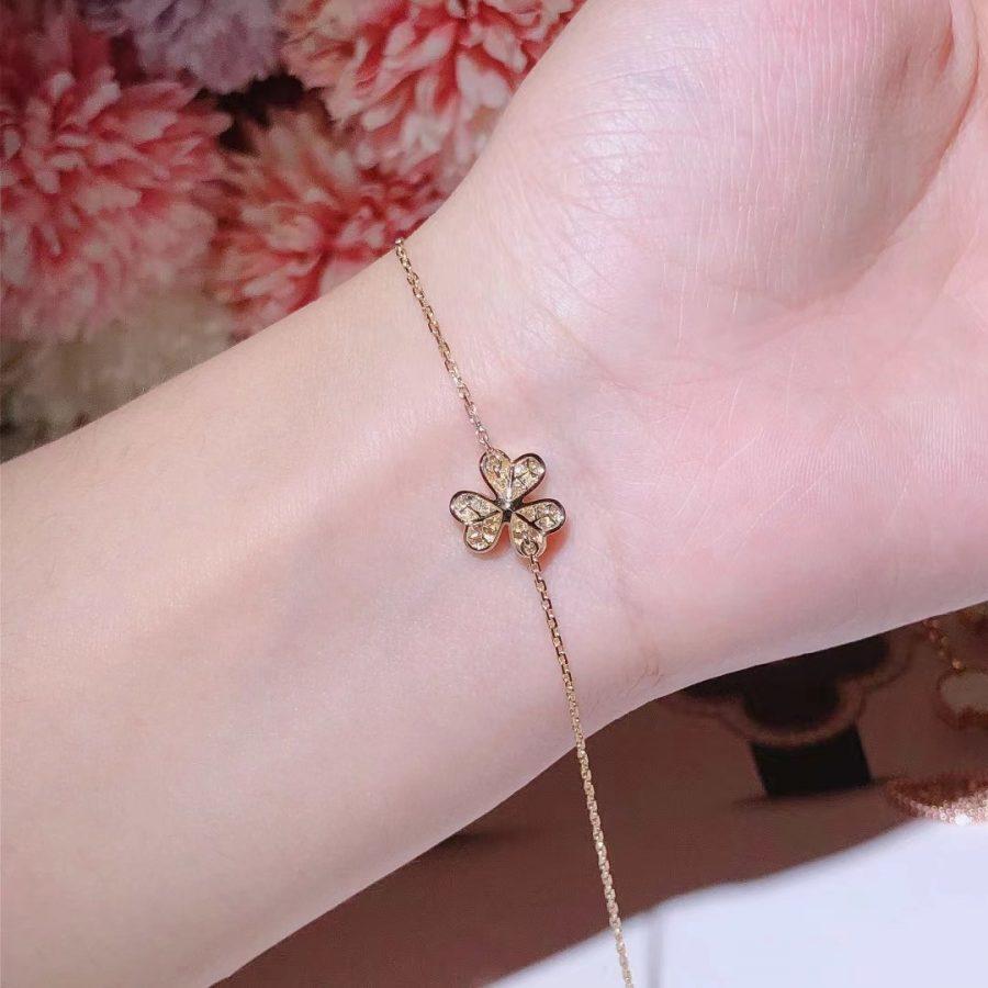 Van Cleef & Arpels FRIVOLE GOLD FLOWER DIAMOND BRACELET