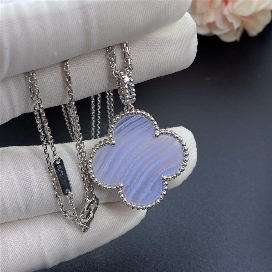 Van Cleef & Arpels CLOVER SILVER CHALCEDONY BIG CLOVER NECKLACE