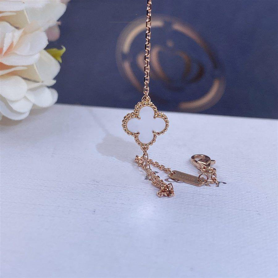Van Cleef & Arpels CLOVER GOLD MOP BRACELET