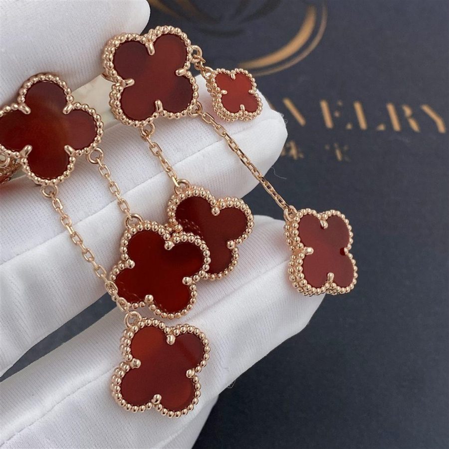 Van Cleef & Arpels CLOVER CARNELIAN 4 MOTIFS PINK GOLD