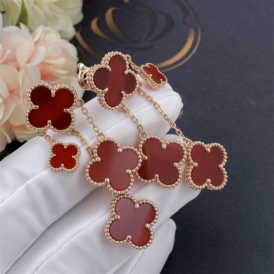Van Cleef & Arpels CLOVER CARNELIAN 4 MOTIFS PINK GOLD