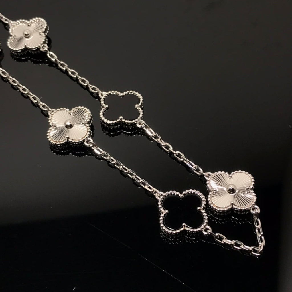 Van Cleef & Arpels CLOVER 10 MOTIF SILVER ONYX SILVER NECKLACE