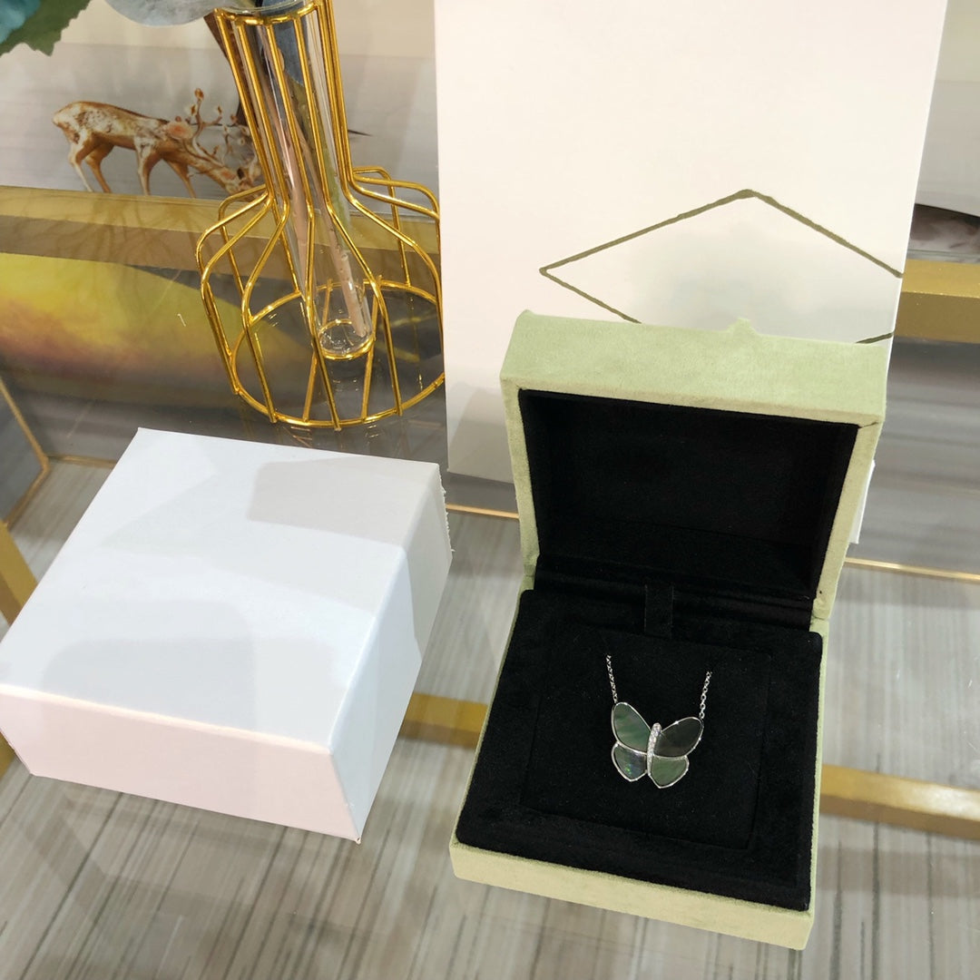 Van Cleef & Arpels LARGE BUTTERFLY SILVER PENDANT DIAMOND NECKLACE