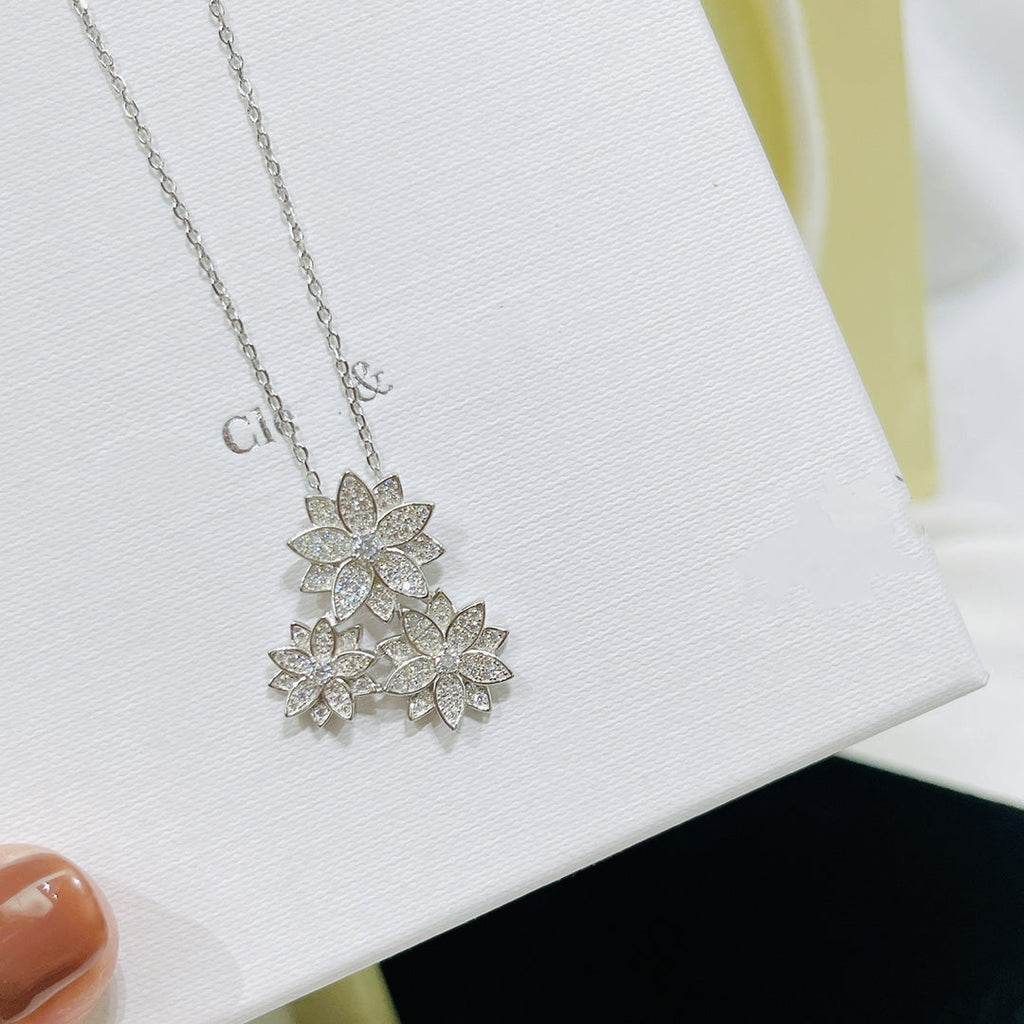 Van Cleef & Arpels LOTUS THREE FLOWERS SILVER DIAMOND NECKLACE