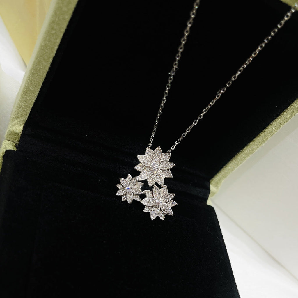 Van Cleef & Arpels LOTUS THREE FLOWERS SILVER DIAMOND NECKLACE