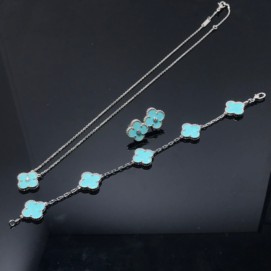 Van Cleef & Arpels CLOVER BRACELET 5 MOTIF BLUE SKY SILVER