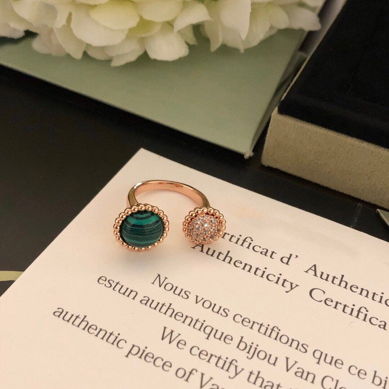 Van Cleef & Arpels PERLEE COULEURS DIAMOND PINK GOLD BETWEEN THE FINGER RING