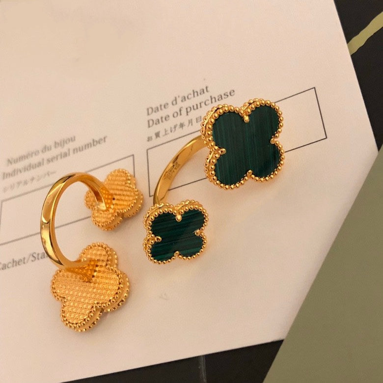 Van Cleef & Arpels CLOVER BETWEEN THE FINGER RING