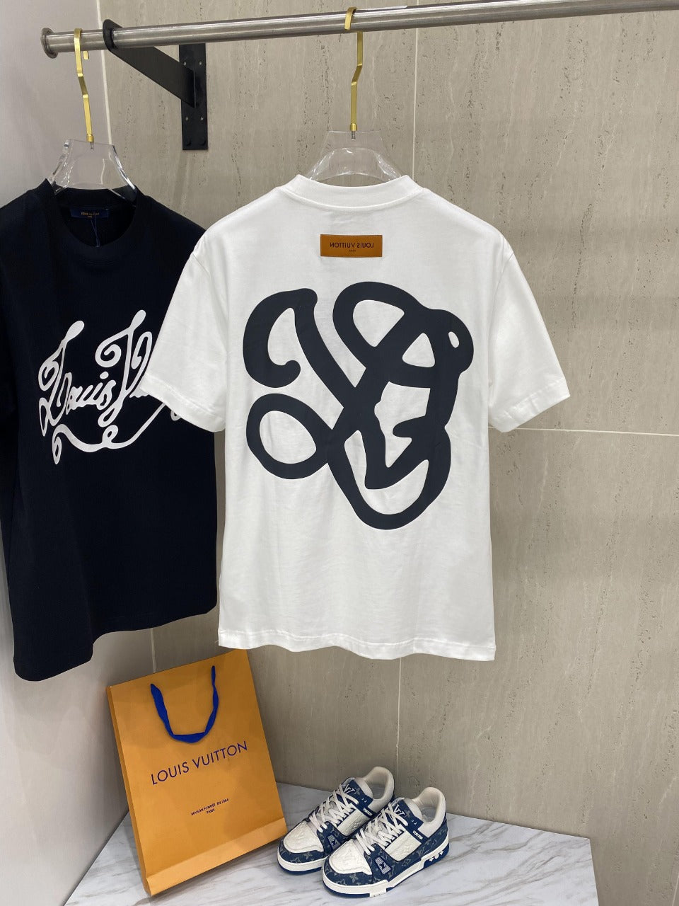 LOUIS VUITTON LV T-SHIRT IN WHITE COTTON 239617